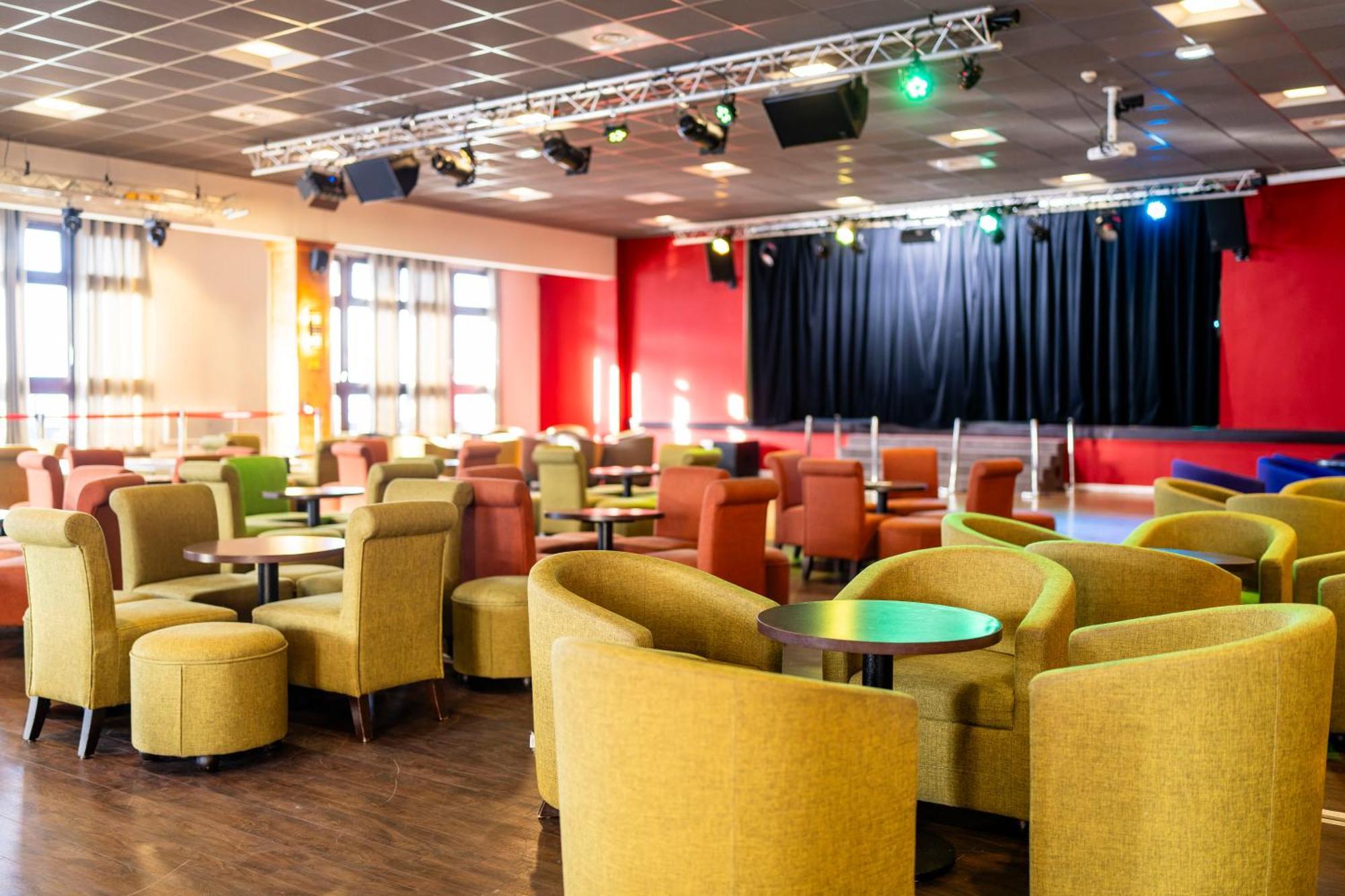 Villages Clubs Du Soleil - Les Menuires แซ็ง-มาร์แต็ง-เดอ-แบลวีย์ ภายนอก รูปภาพ